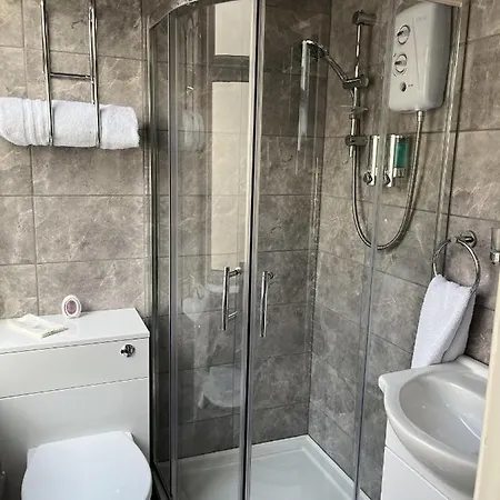 California Guest house 2*