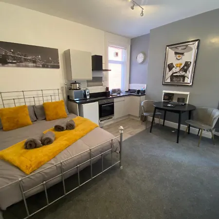Abode - 124 Elite Apartment
