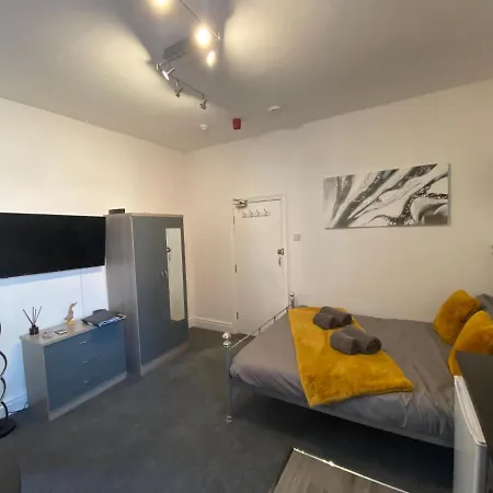 Abode - 124 Elite * Blackpool