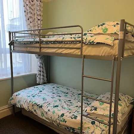Alondra Bed & Breakfast 3*