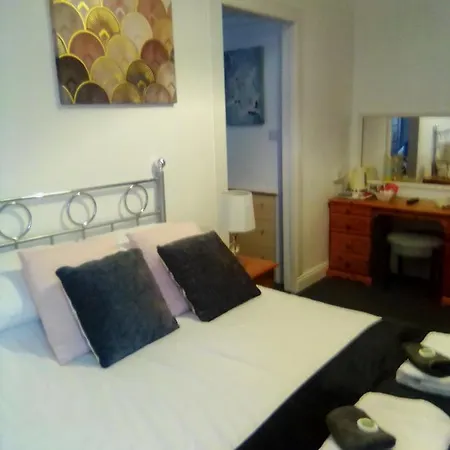The Braeside Families And Couples Blackpool