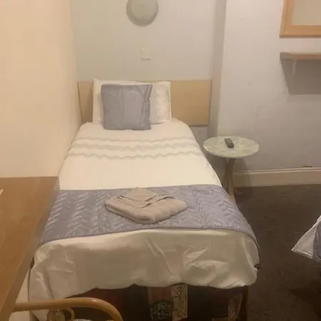 Lucena Bed & Breakfast 3*