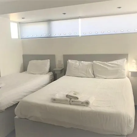 Skye Oceans Bed & Breakfast Blackpool