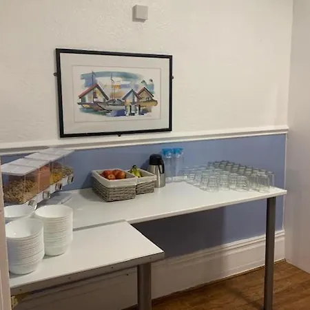 Lucena Bed & Breakfast 3*