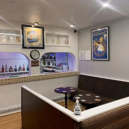 Lucena Bed & Breakfast