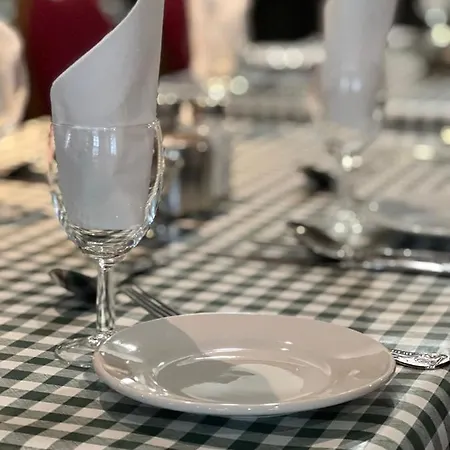 The Georgian Hollies 3* בלקפול