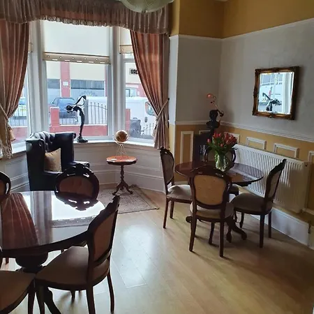 Guest house J's Mayfair Blackpool