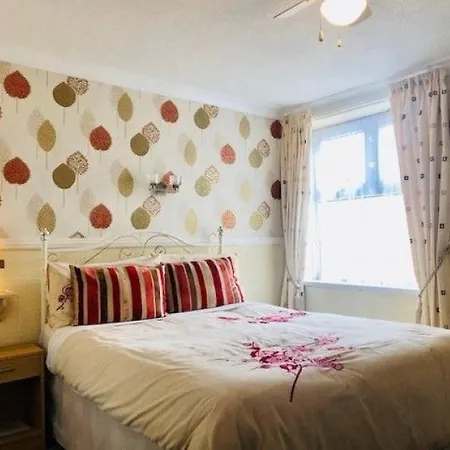 Dunromin Hotell 3*