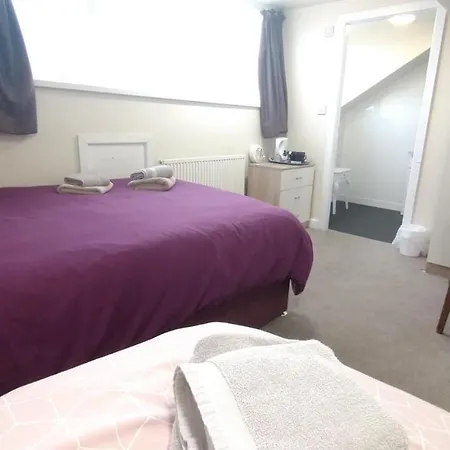 Shaftesbury 3*