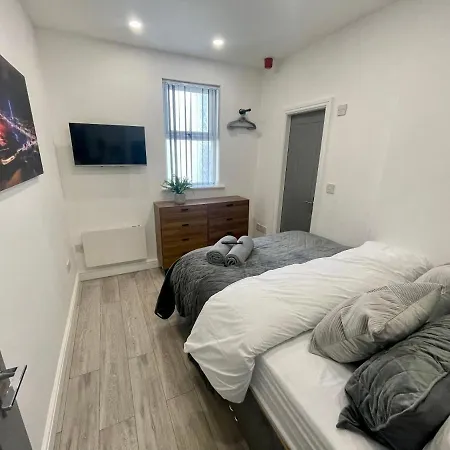 Osborne Luxury Hot Tub And Jacuzzi Apartment Blackpool