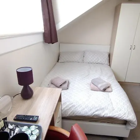 Shaftesbury 3*