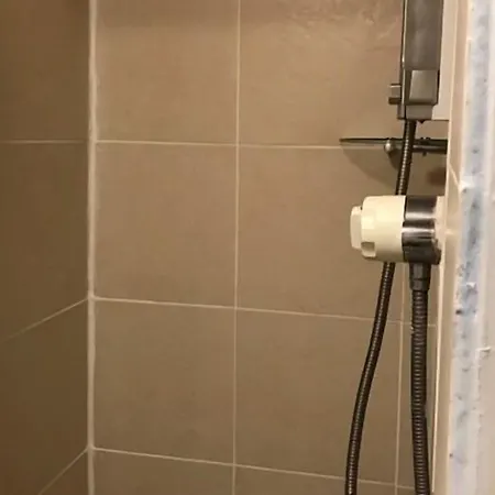 Oasis Guest house