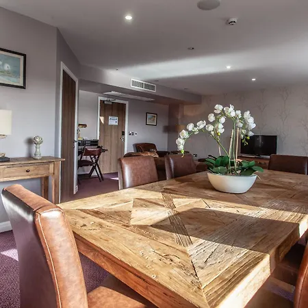 酒店 Football Club Stadium Hotel, A Member Of Radisson Individuals 4*