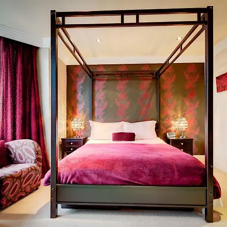 Number One South 5* Blackpool