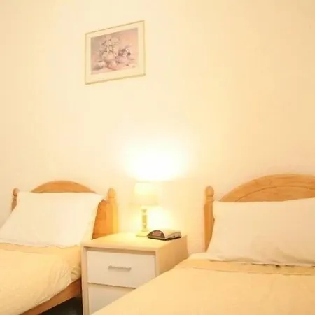 Morrisy House 3*