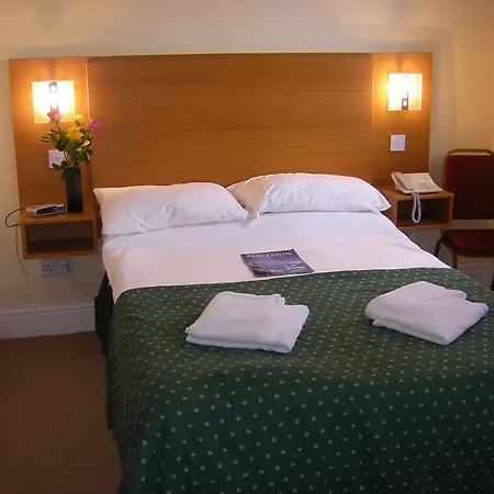 The Waldorf - Near Pleasure & Sandcastle Hotel Blackpool