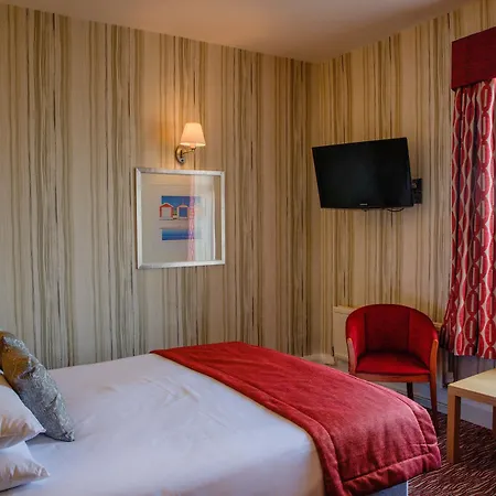 Cliffs 3* Blackpool