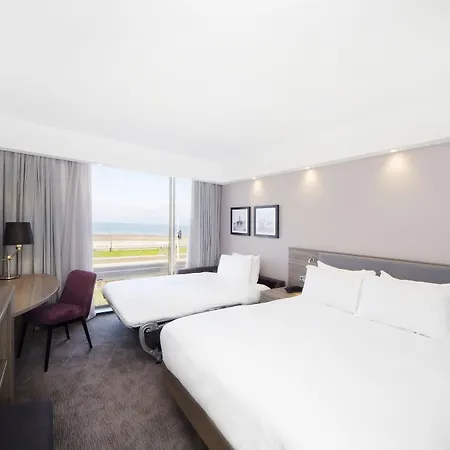 Hampton By Hilton 3*