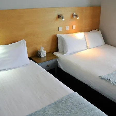 The Bromley 4*
