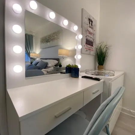 New…the Hottub House Pleasure Holiday home