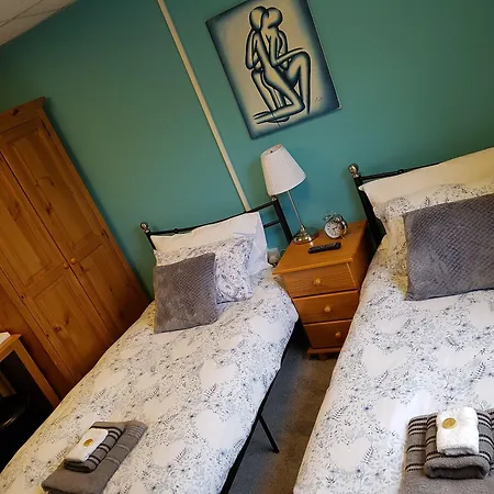 Bed & Breakfast New Bond 3*