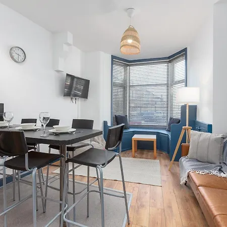 아파트 Blackpool Lodge Apartments