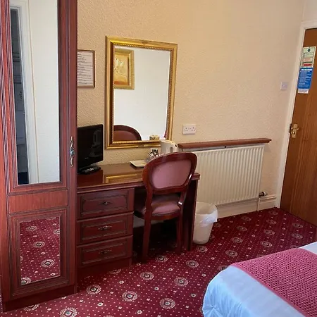 Gleneagles - Road Blackpool