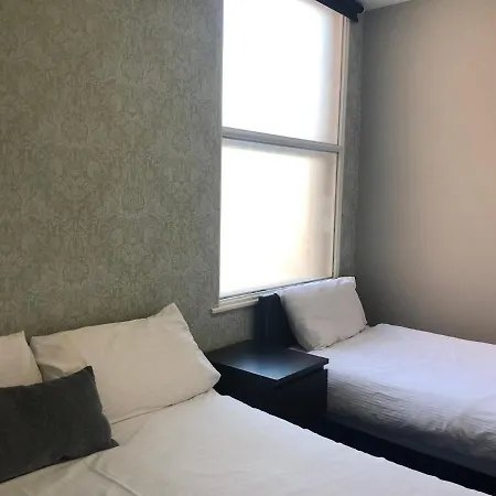 Ultimate Family Guest house Blackpool