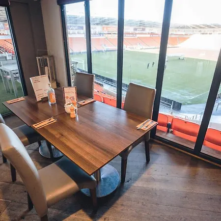 Football Club Stadium Hotel, A Member Of Radisson Individuals 黑潭