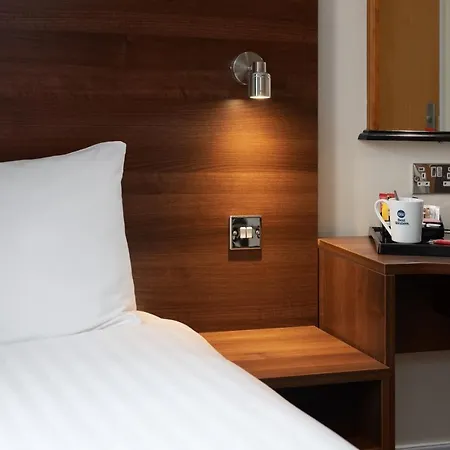 Western Carlton Hotell