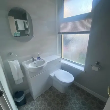 The Hurstmere Pensión 3*