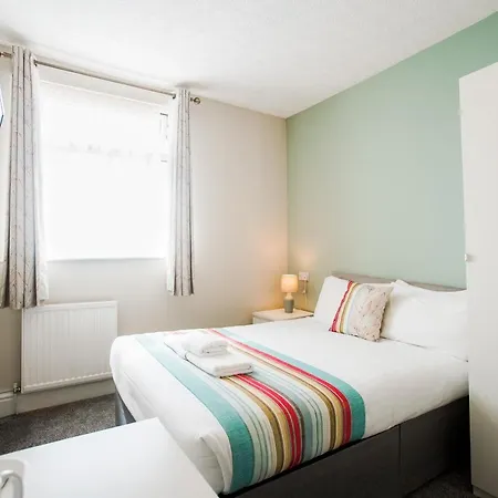 The Georgian Hollies 3*