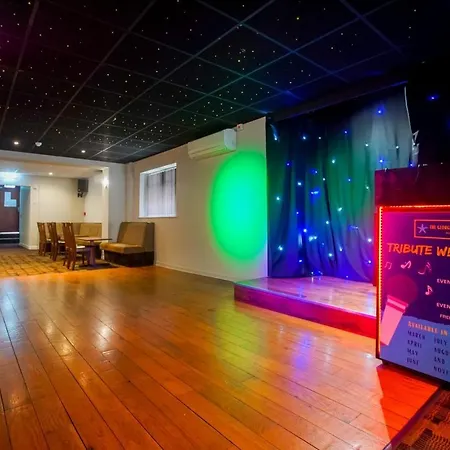 The Georgian Hollies 3*