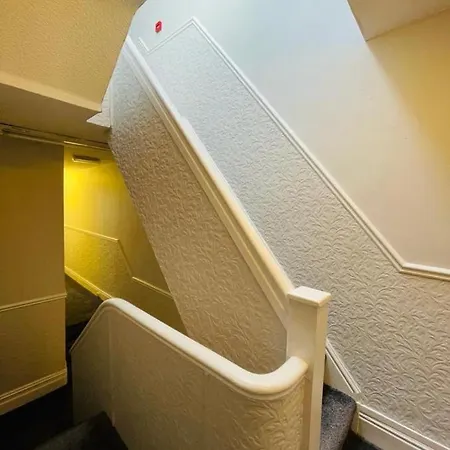 Oyo Abbey Otel 4*