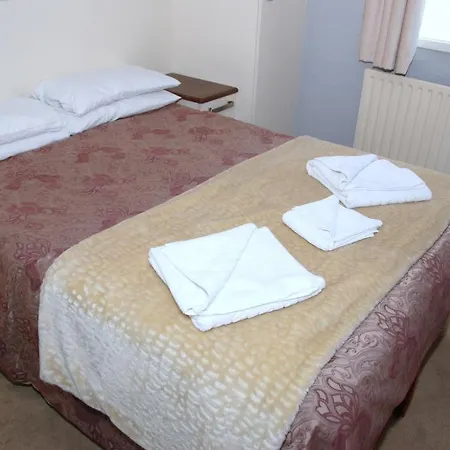 Blencarn Guest house 2*