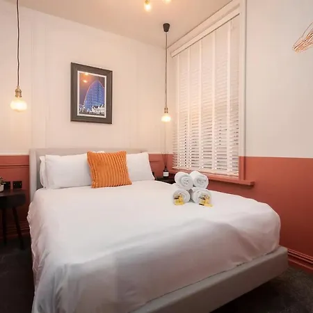 Capri - Two - Two Bed * Blackpool