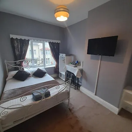 Merginn Guest house Blackpool