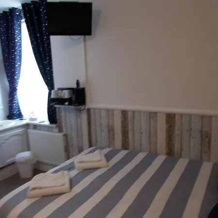 Delamere Bed & Breakfast Blackpool