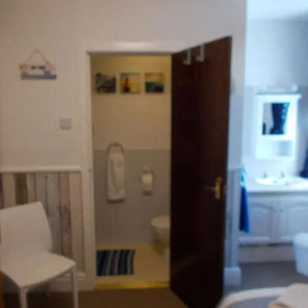 Delamere Bed & Breakfast 3*