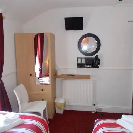 Delamere Bed & Breakfast 3*