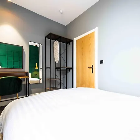 Apartment The Luxury Penthouse By Sasco *