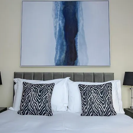 Mode Winter Gardens Apartment Blackpool