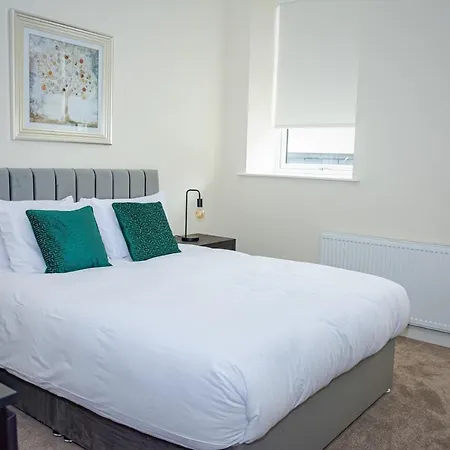 Mode Winter Gardens Apartment