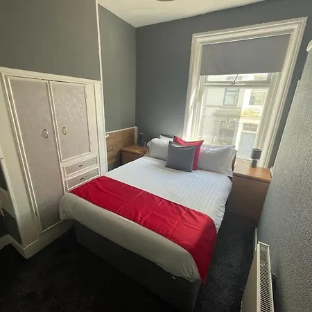 Km Pier Guest house Blackpool