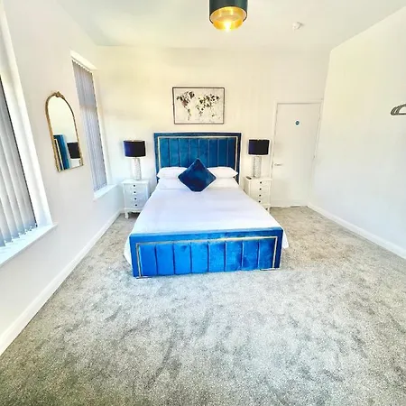 Winter Gardens Presidential Apartment