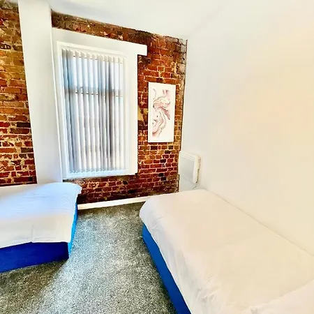 Winter Gardens Presidential Apartment *