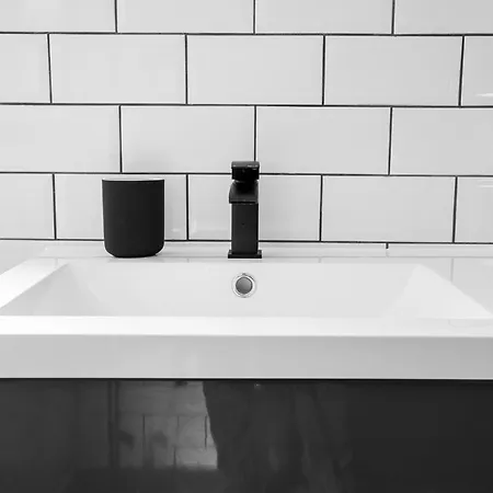 Withnell - Six Apartment