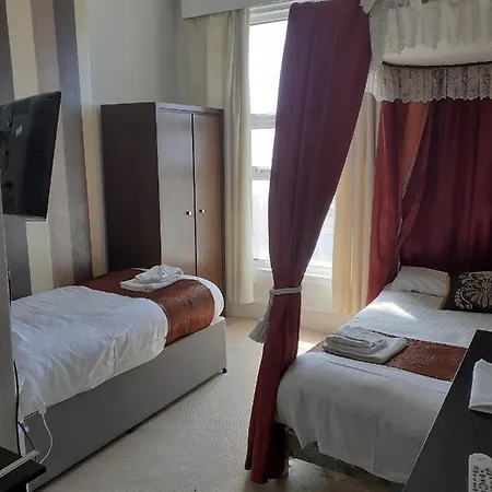 The Coastal Bay 3*