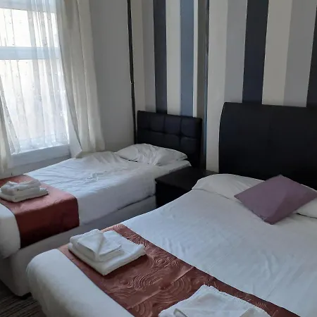 Hotel The Coastal Bay
