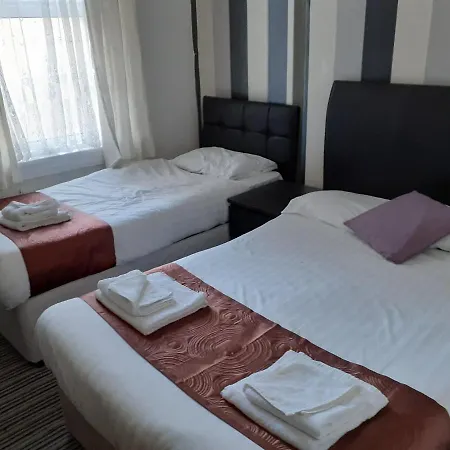 Hotel The Coastal Bay